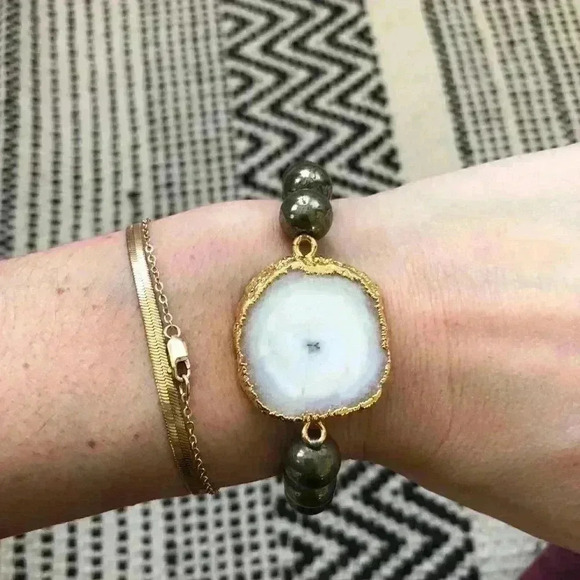 Beaded Bracelet - Picture 1 of 2